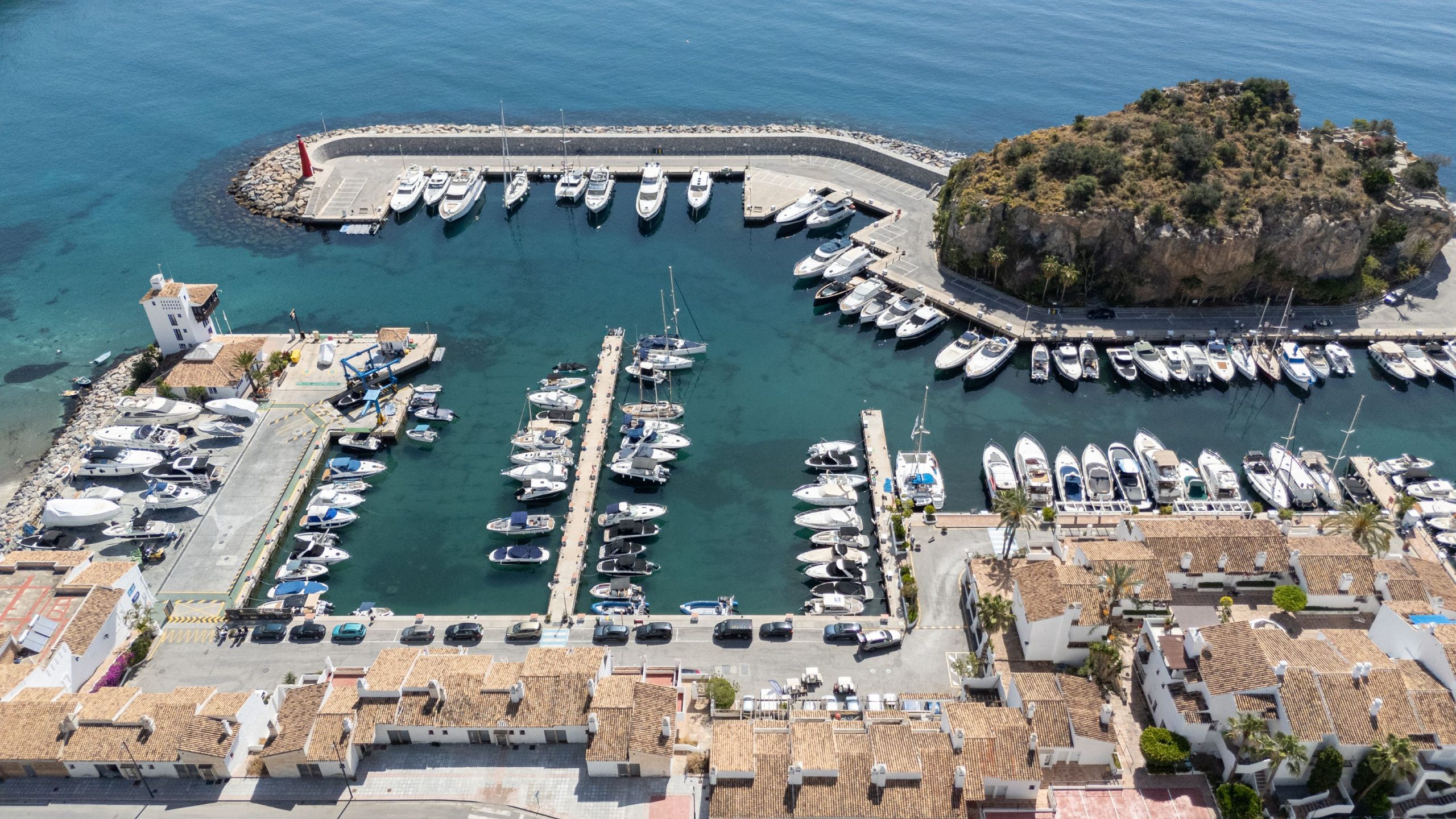 El Puerto Deportivo Marina del Este supera los 6 millones de euros de facturación en 2025 y alcanza una ocupación media del 85%